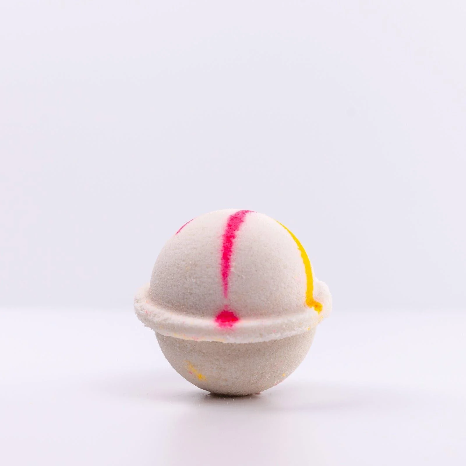 Island Nectar Bath Bomb - Image 4